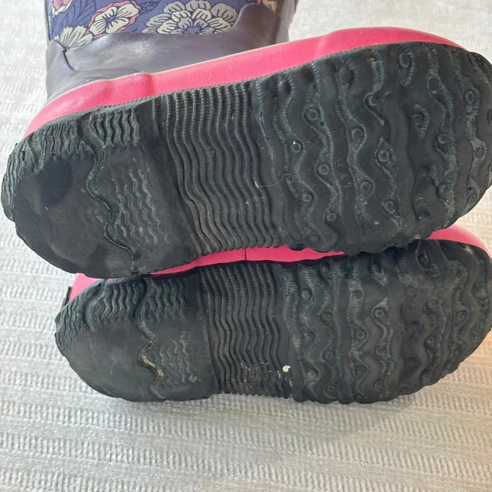 Bogs Classic Pansies Waterproof Insulated Winter Boots Purple Floral Kids 8